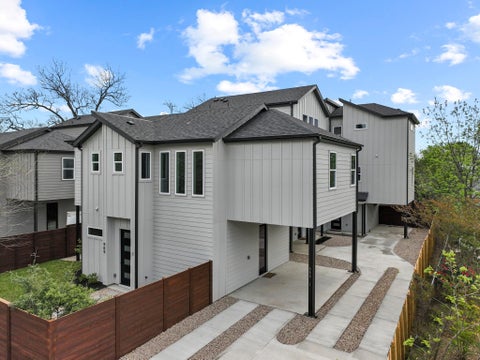Tiny photo for 911 Calle Limon #2, Austin, TX 78702 (MLS # 5416282)