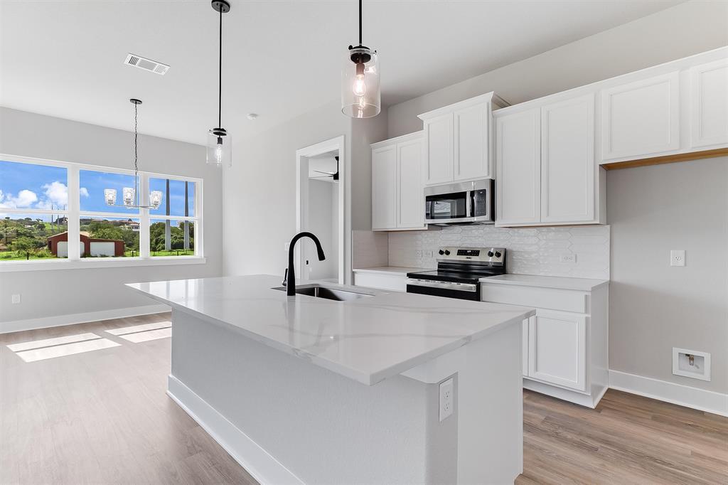 1255 Pecan Valley DR