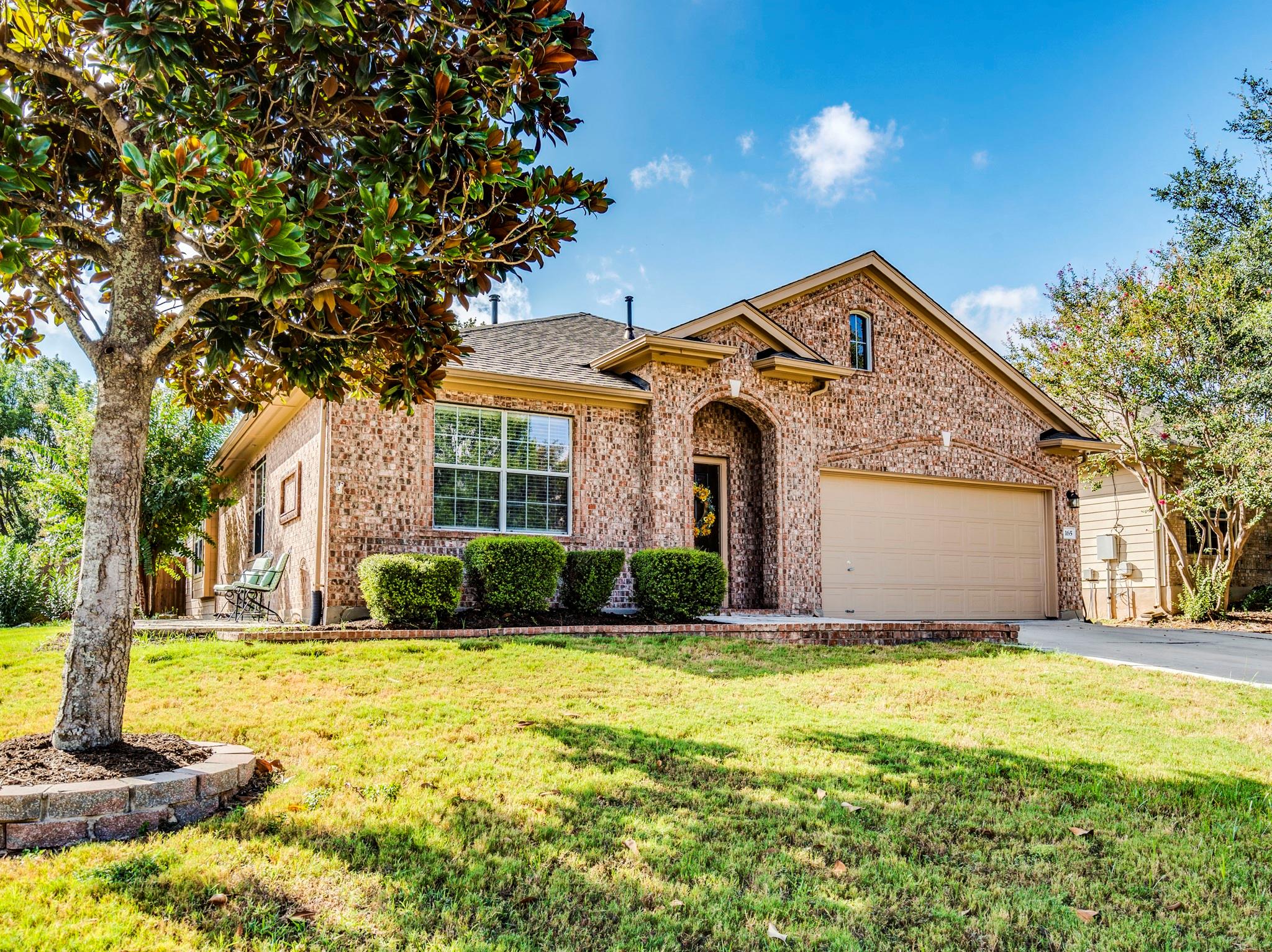 165 Oxford DR