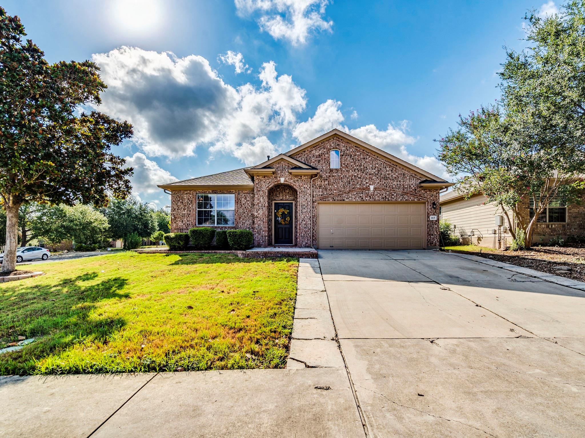 165 Oxford DR