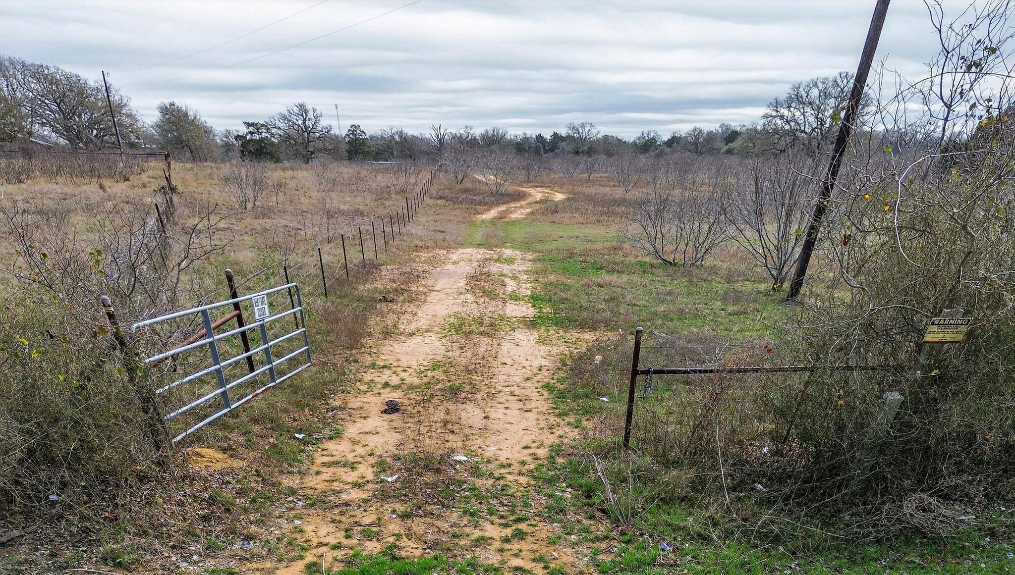 701 Old Colony Line RD
