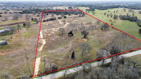 Photo of 701 Old Colony Line RD, Dale, TX 78616 (MLS # 4347929)