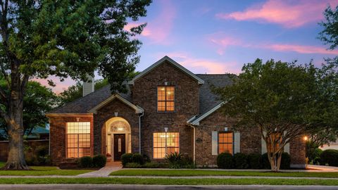 Photo of 6305 THIRLMARE CT, Austin, TX 78754 (MLS # 9420313)