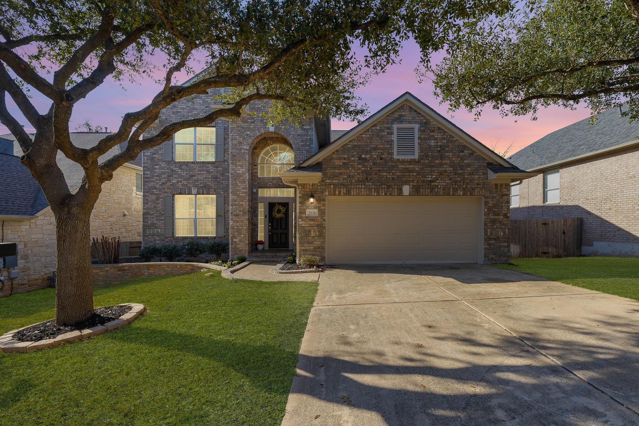 3936 Lord Byron CIR