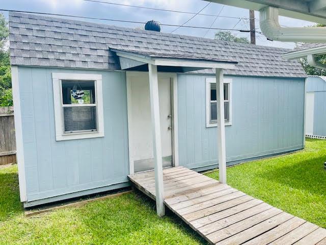2108 Lanier DR