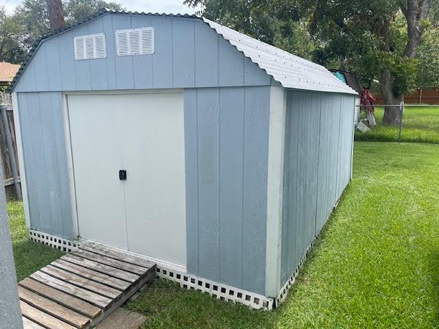 2108 Lanier DR