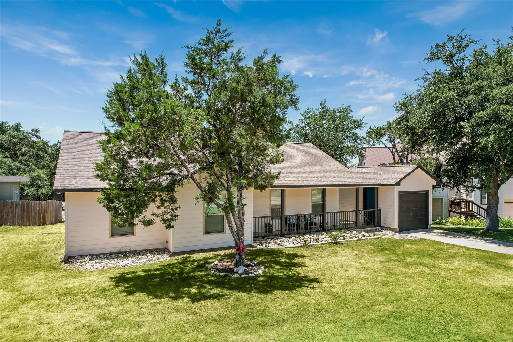 604 Whispering Hollow CIR