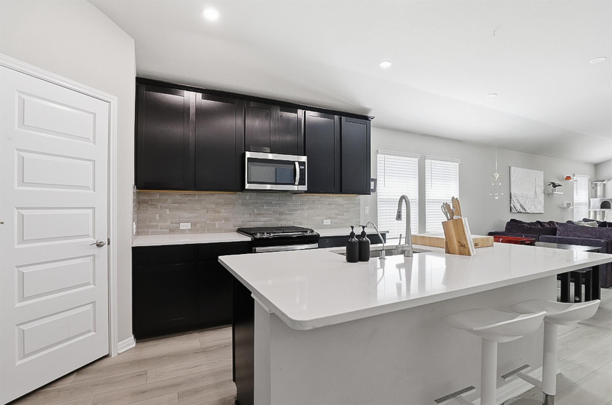 12206 Purple Prairie LN