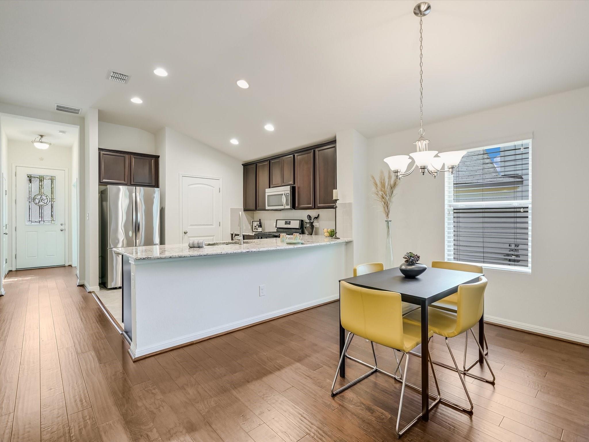 501 Anacua LOOP