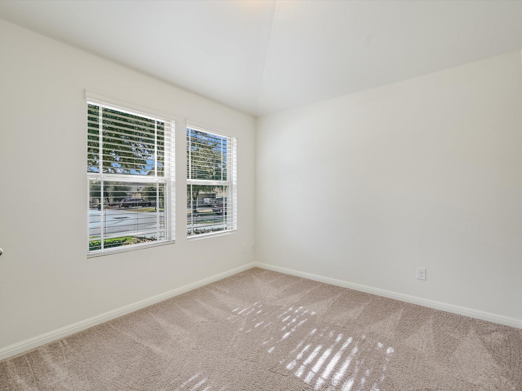501 Anacua LOOP