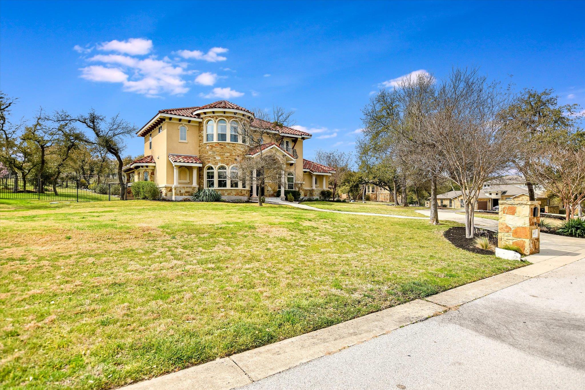 145 Chadwick DR