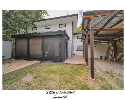 2928 E 13th ST B Austin TX 78702