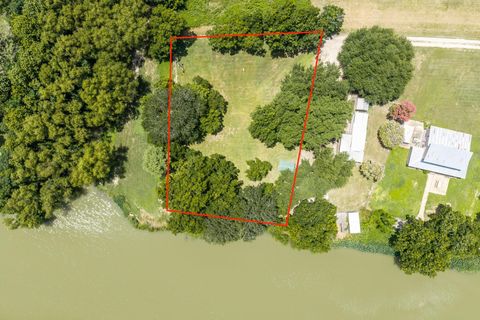 Photo of TBD Goodwin LN, Gonzales, TX 78629 (MLS # 7877131)