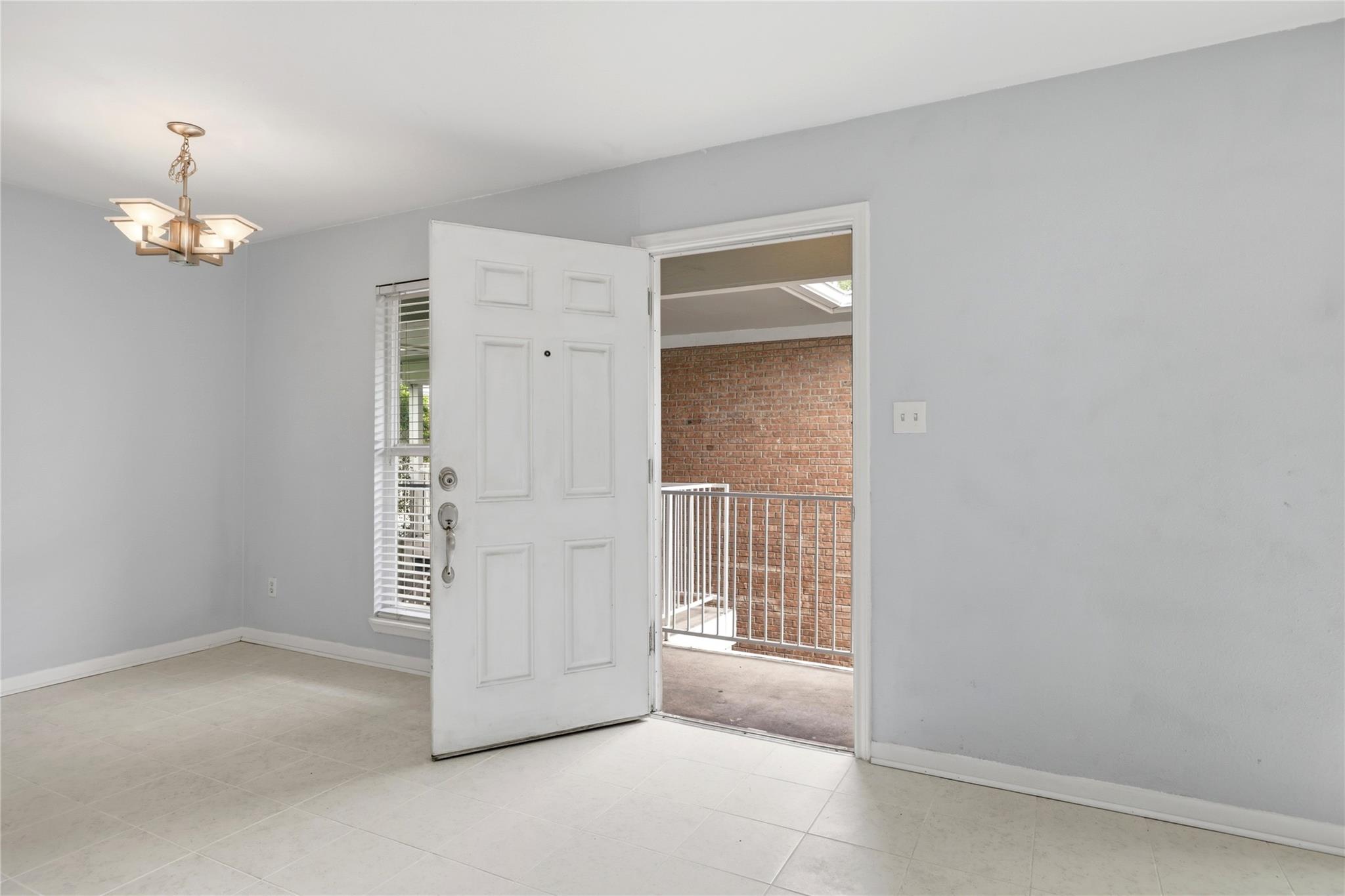 400 W 35th ST 201