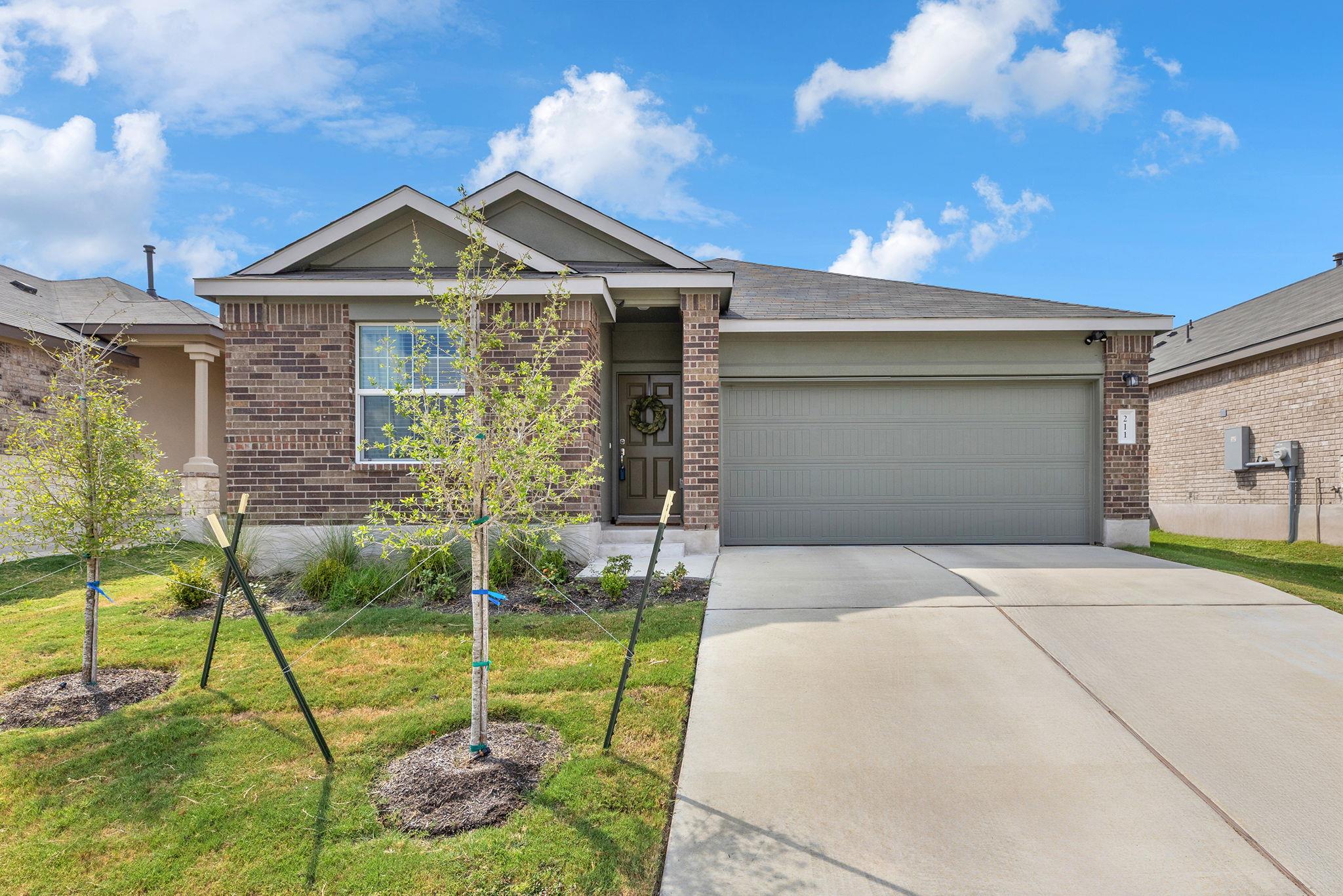 211 Camargue DR