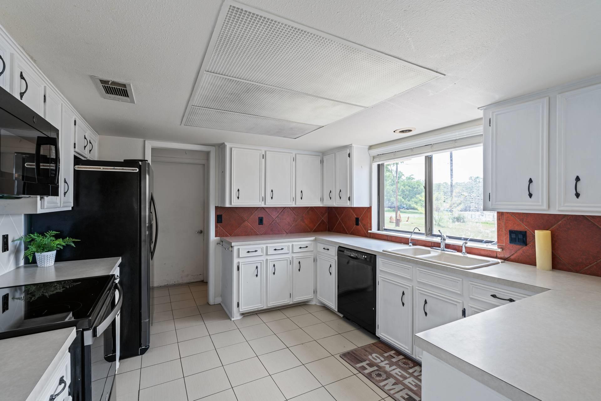 1700 Walsh DR