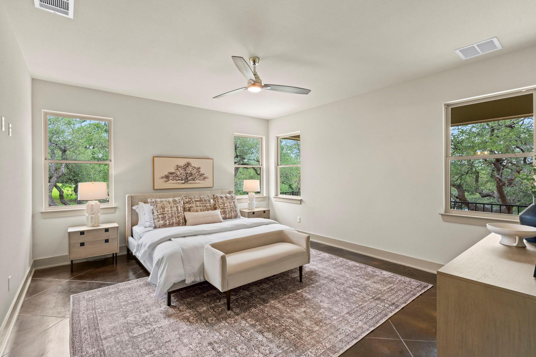 112 Twin Creek CIR