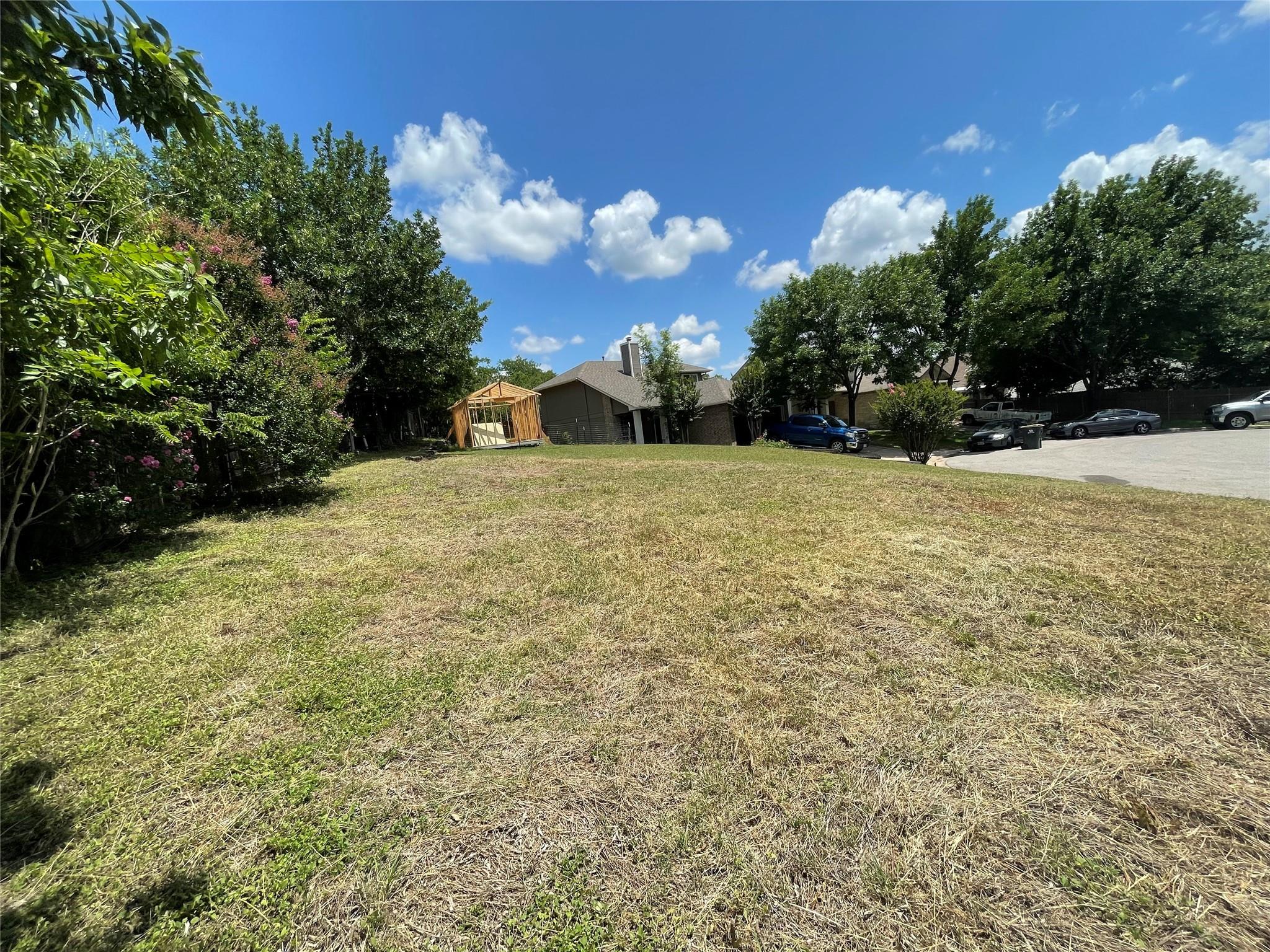 4910 Dovercliff CV