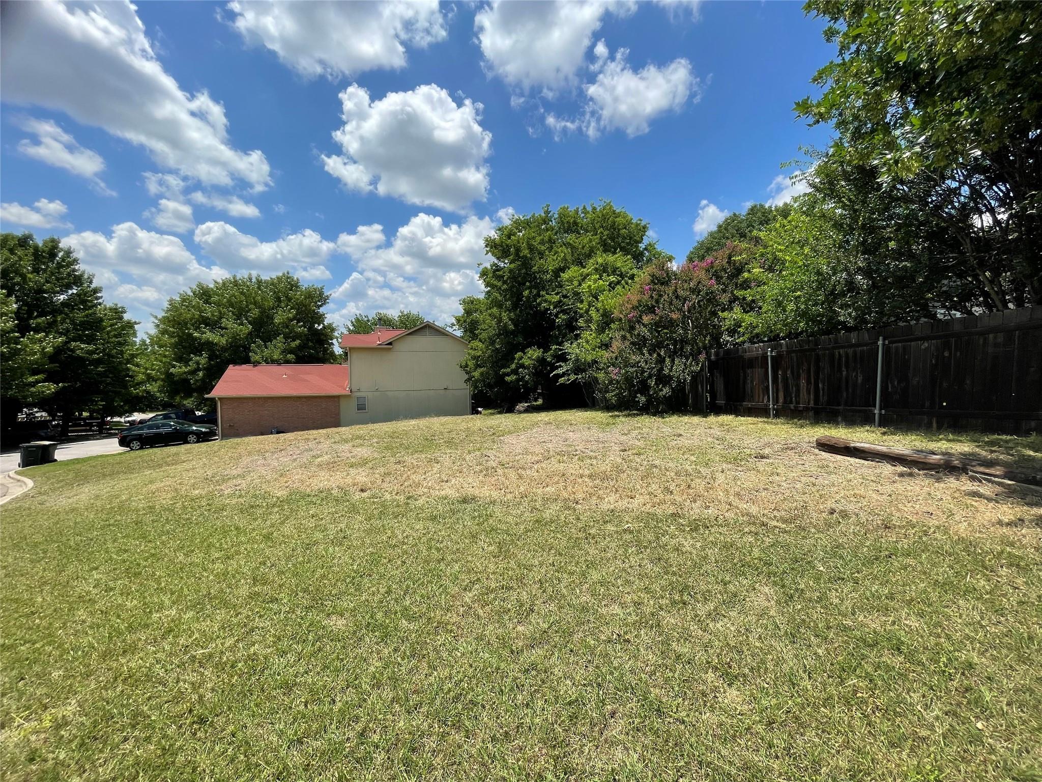 4910 Dovercliff CV