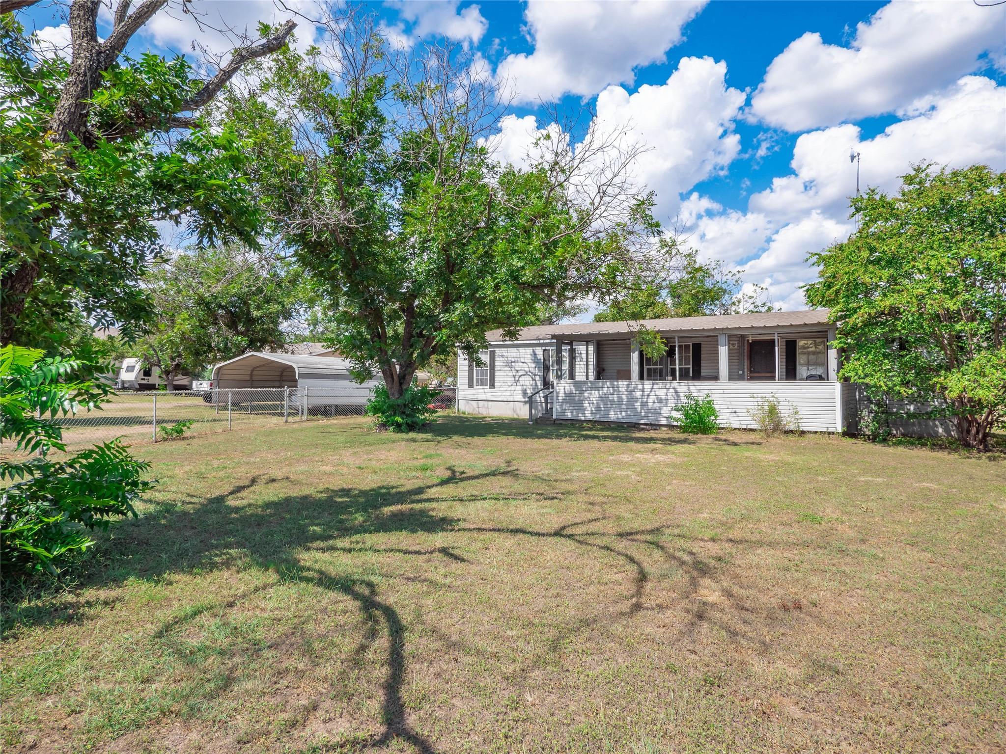 111 Pecan Orchard LN