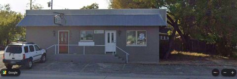 1001 N Main ST N Taylor TX 76574