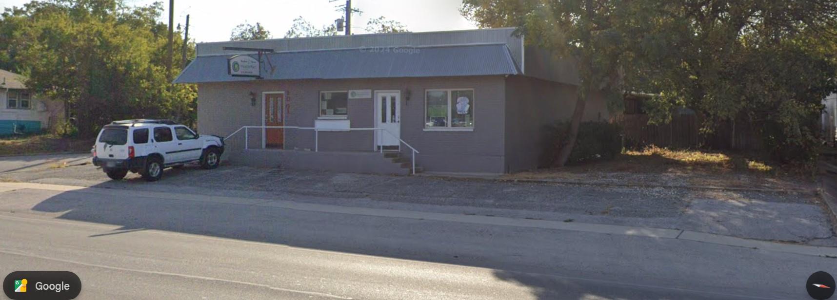 1001 N Main ST N