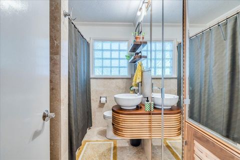 Tiny photo for 5711 Avenue G, Austin, TX 78752 (MLS # 3380806)