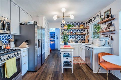 Tiny photo for 5711 Avenue G, Austin, TX 78752 (MLS # 3380806)