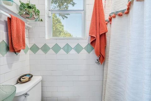 Tiny photo for 5711 Avenue G, Austin, TX 78752 (MLS # 3380806)