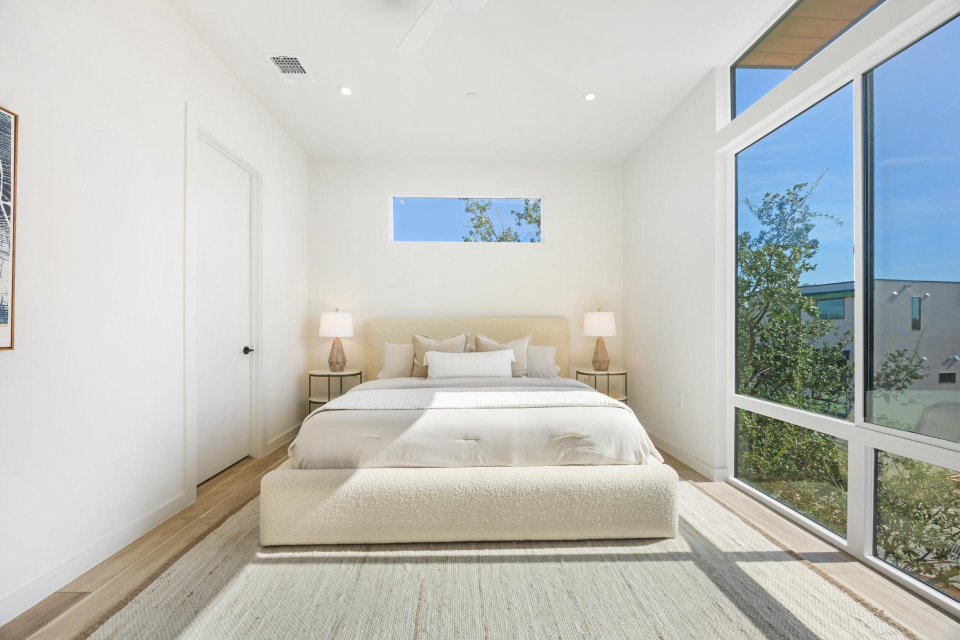 10721 Desert TRL 1042