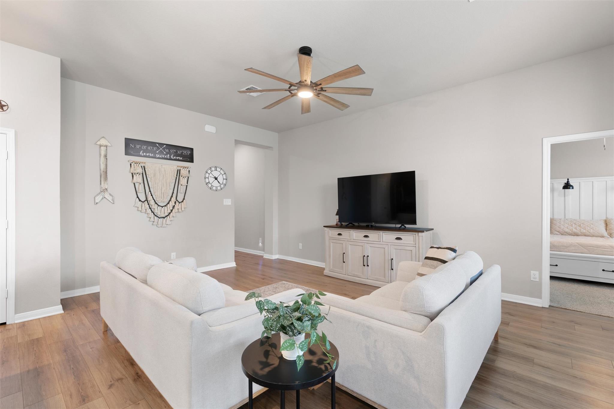 4152 Aransas DR