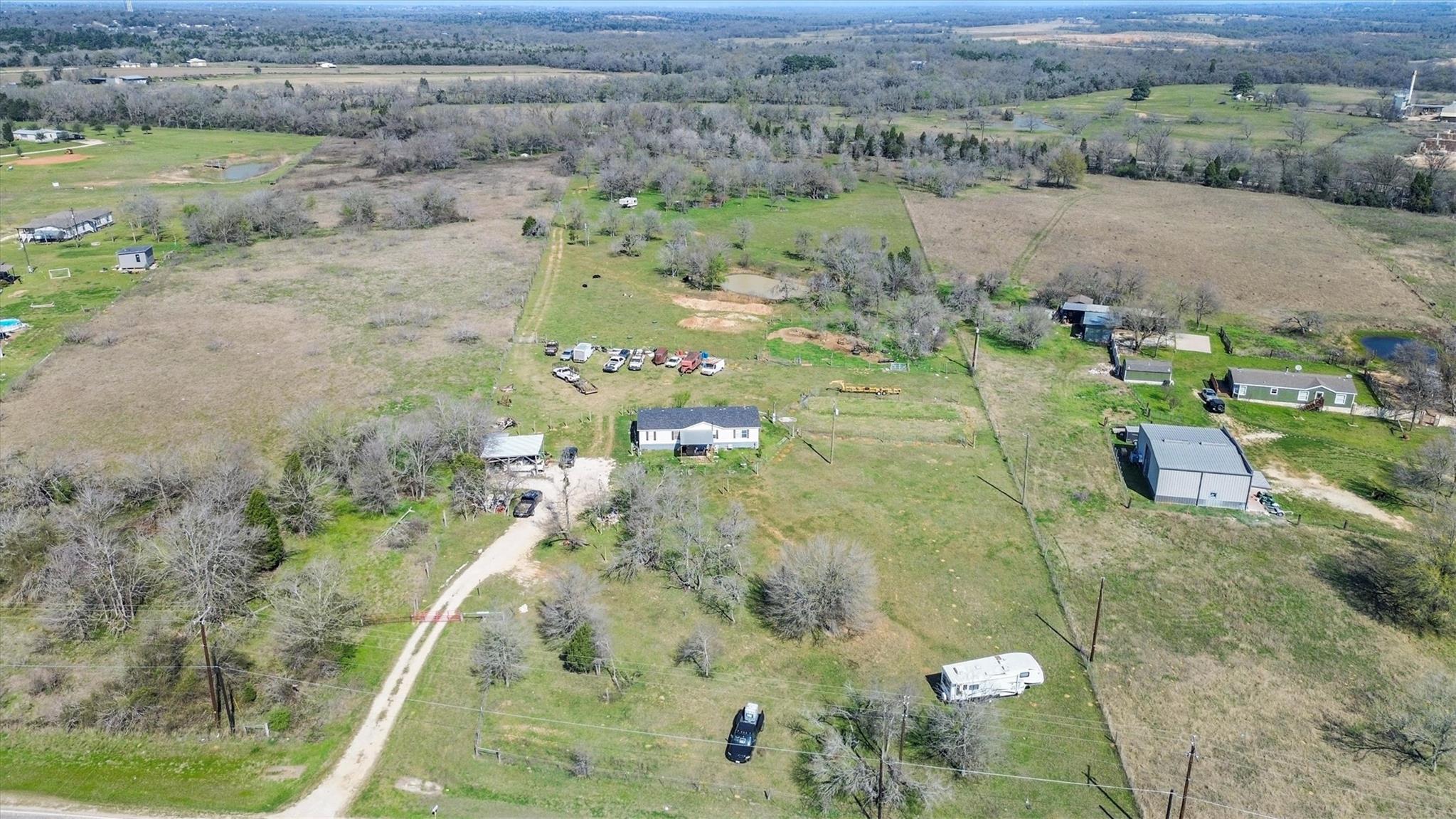 222 Fm 696