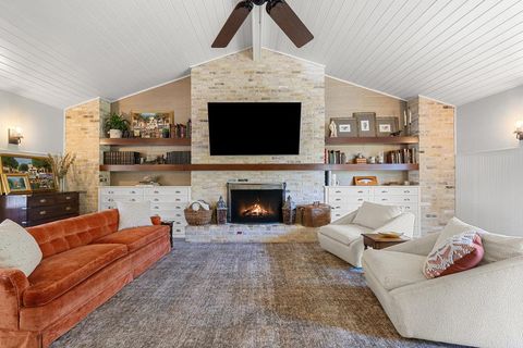 Tiny photo for 2103 Doral DR, Austin, TX 78746 (MLS # 2407129)