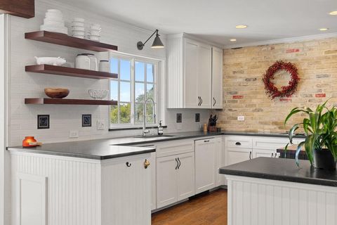 Tiny photo for 2103 Doral DR, Austin, TX 78746 (MLS # 2407129)