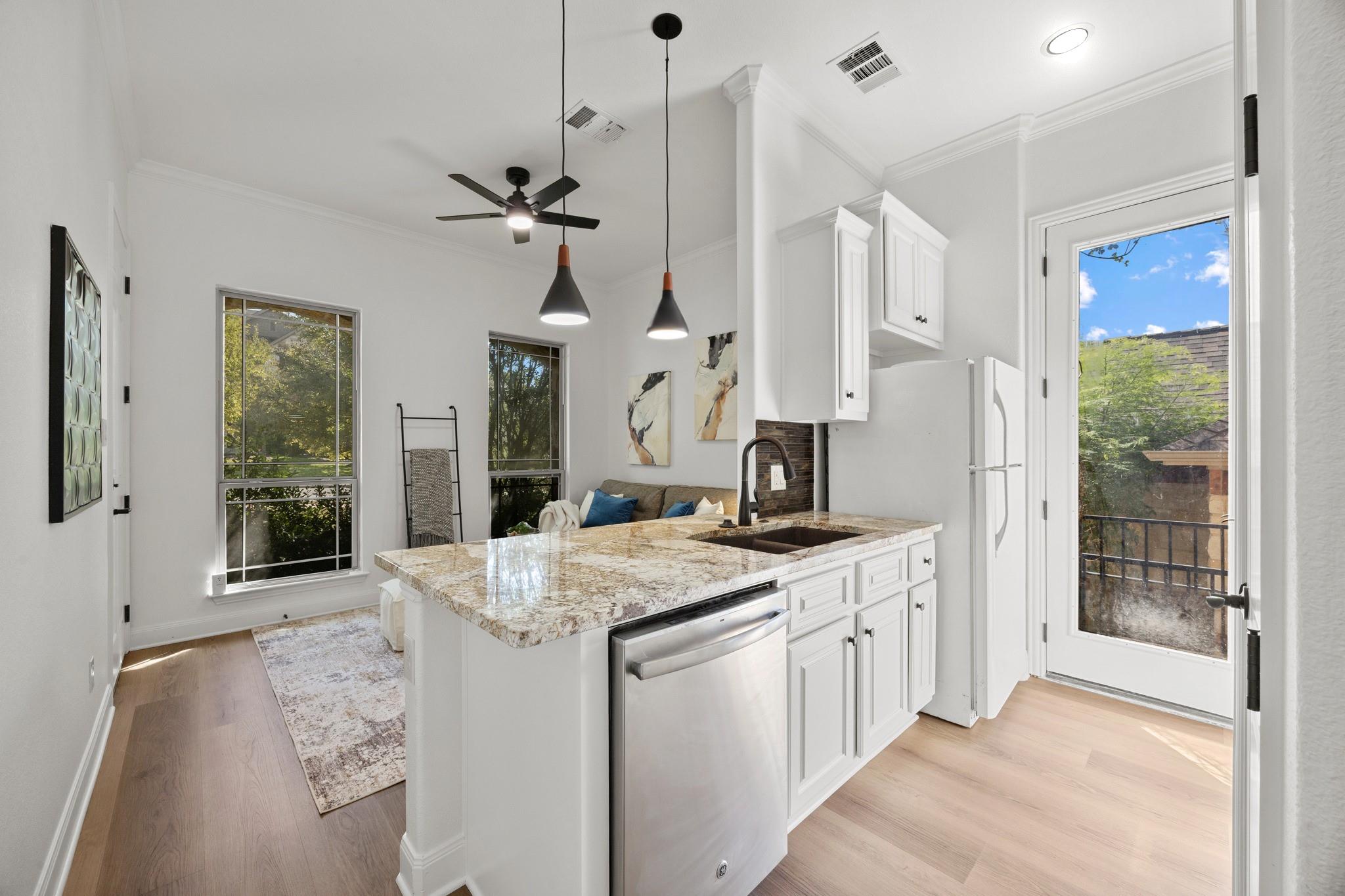 4522 Miraval LOOP