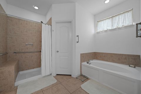 Tiny photo for 15800 Tetons CT, Bee Cave, TX 78738 (MLS # 6667602)