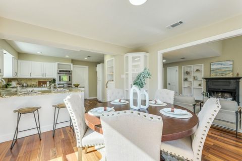 Tiny photo for 409 Palos Verdes DR, Lakeway, TX 78734 (MLS # 1371976)