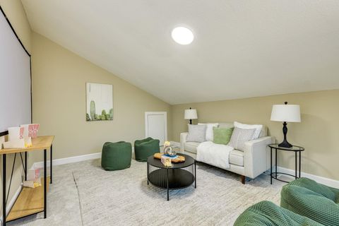 Tiny photo for 409 Palos Verdes DR, Lakeway, TX 78734 (MLS # 1371976)