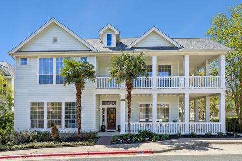 2800 Kinney Oaks CT Austin TX 78704