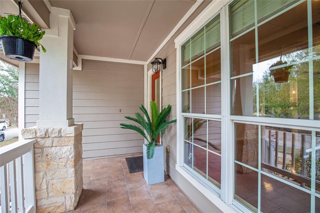 281 Hutton DR