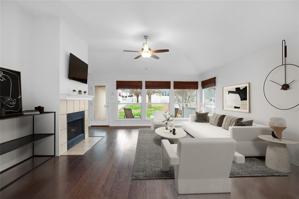 281 Hutton DR
