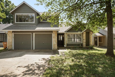 Tiny photo for 9833 Briar Ridge DR, Austin, TX 78748 (MLS # 6852940)