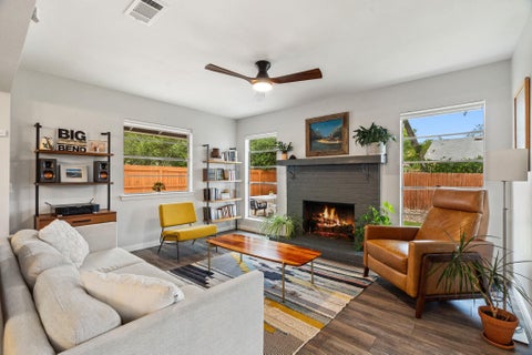 Photo of 314 Wood Bine DR, Austin, TX 78745 (MLS # 3632063)