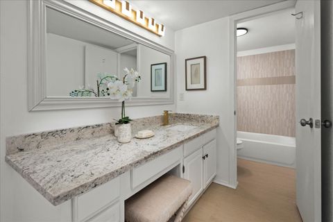 Tiny photo for 559 Demarett DR, Point Venture, TX 78645 (MLS # 7362071)