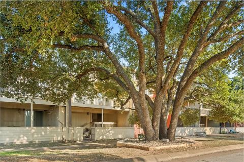 Tiny photo for 559 Demarett DR, Point Venture, TX 78645 (MLS # 7362071)