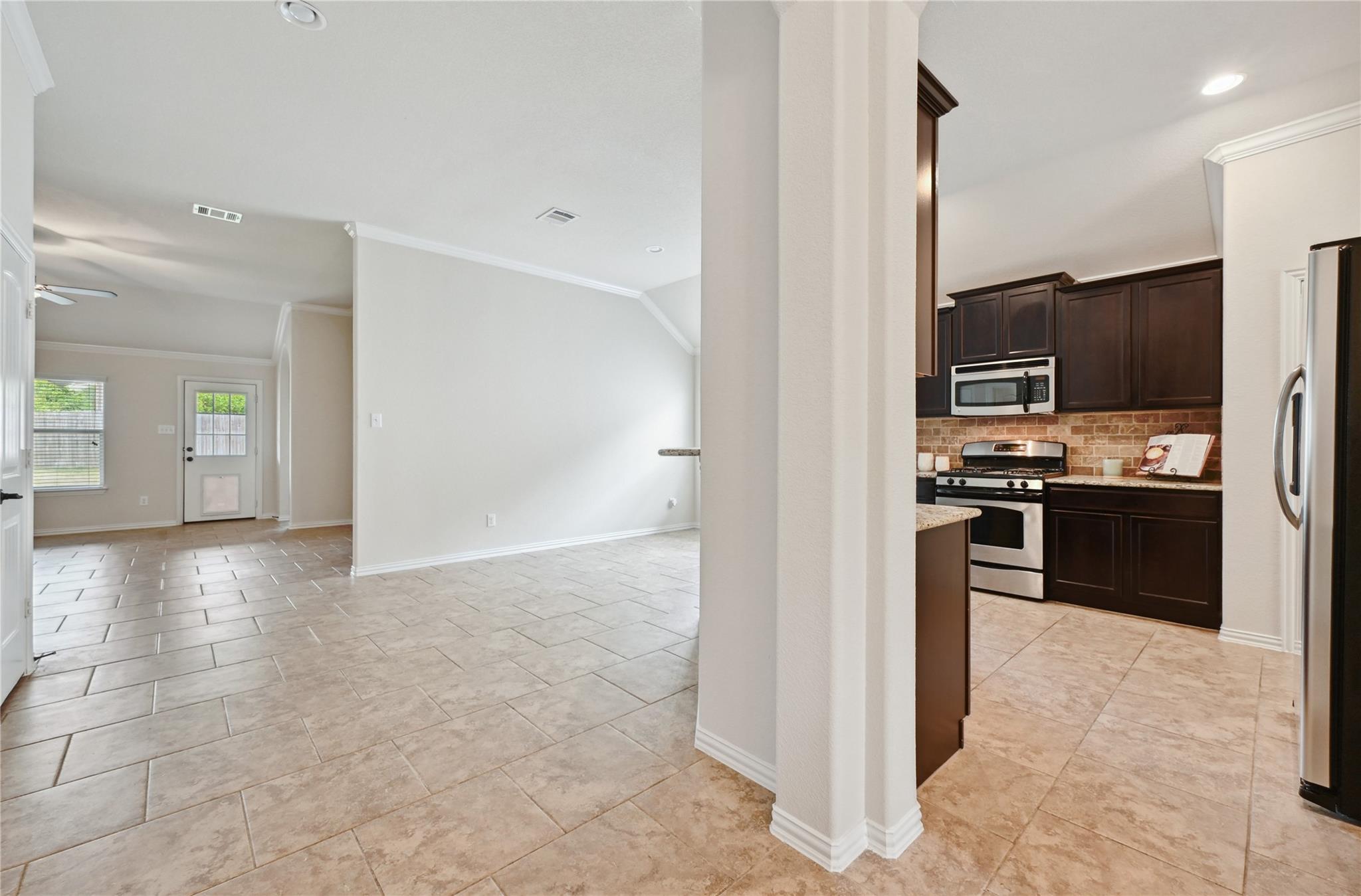 335 Travertine TRL