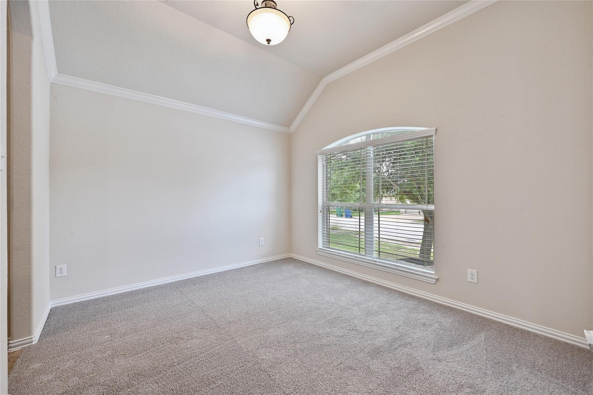335 Travertine TRL