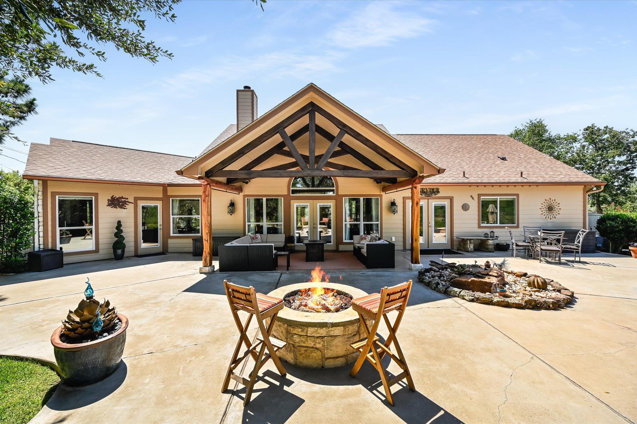 102 Osprey CIR