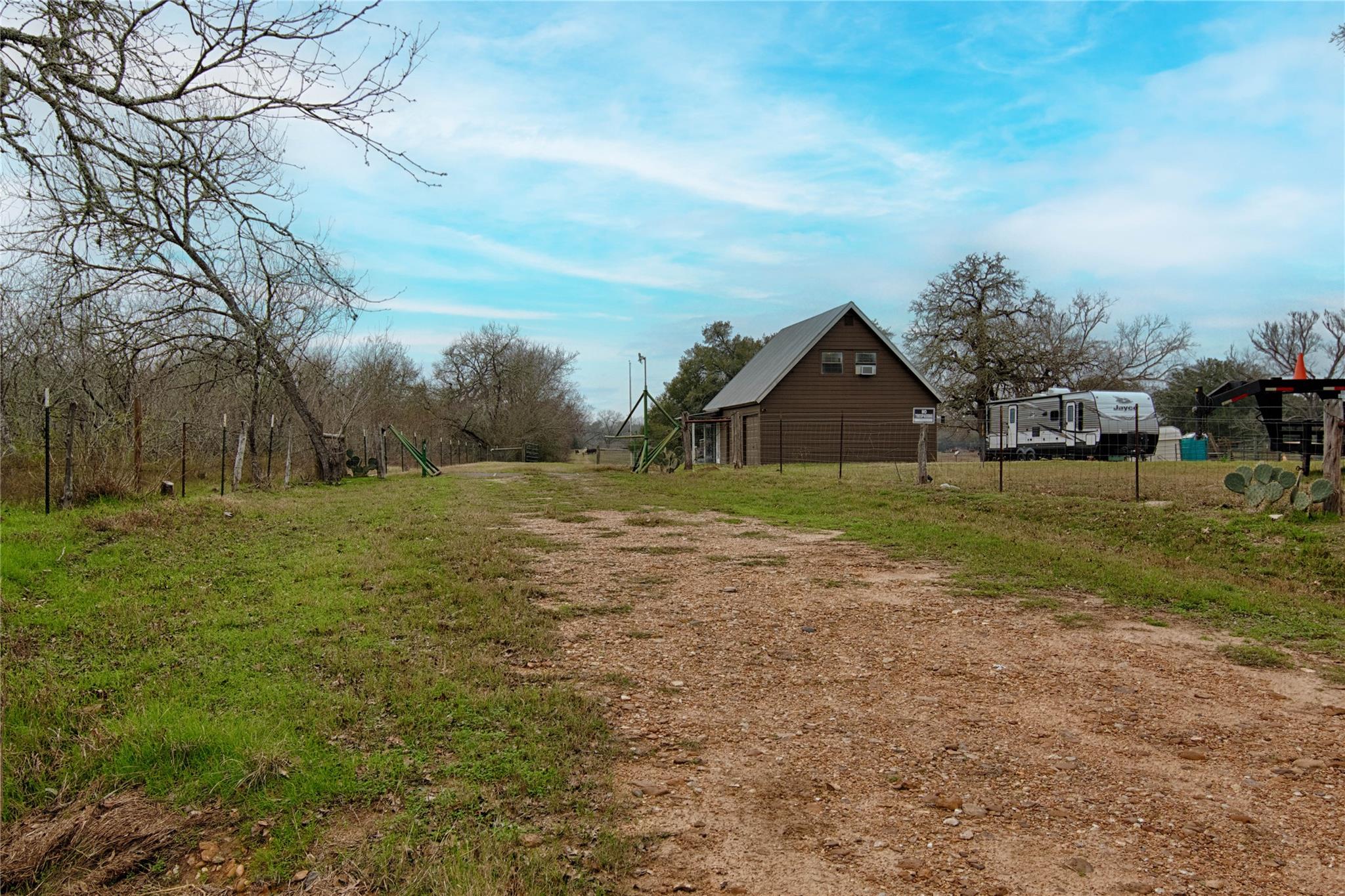 1820 S Old Smithville RD