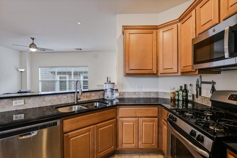 Tiny photo for 2825 Saville LOOP #18C, Austin, TX 78741 (MLS # 1872589)